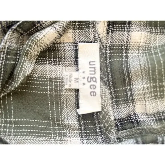 Umgee USA Oversized Hooded Green Plaid Shirt Medium - Picture 2 of 6